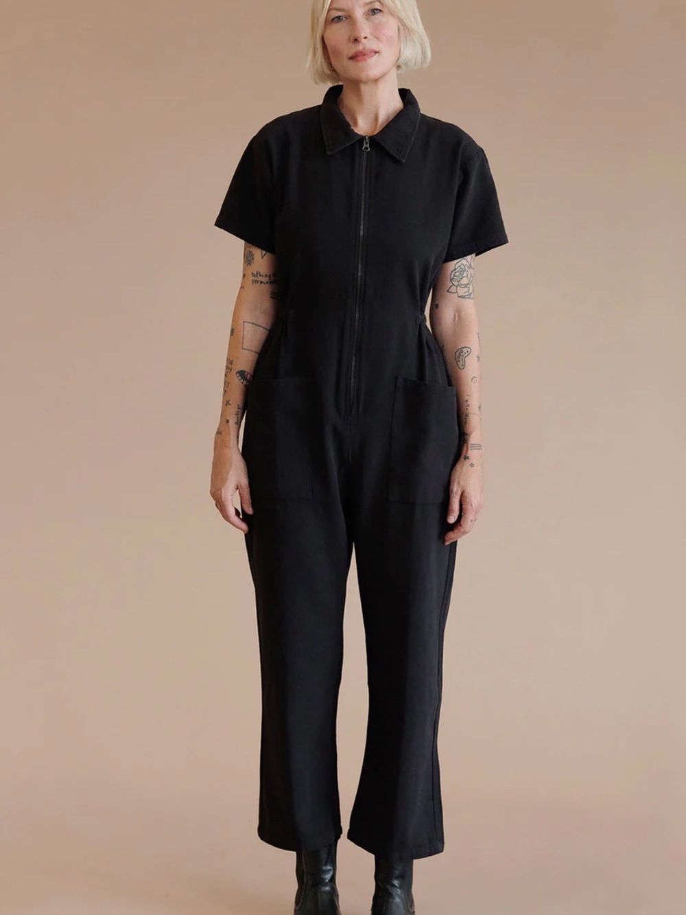 Noble Black Short-Sleeve Zip-Front Utlility Suit - Picture 4 of 10
